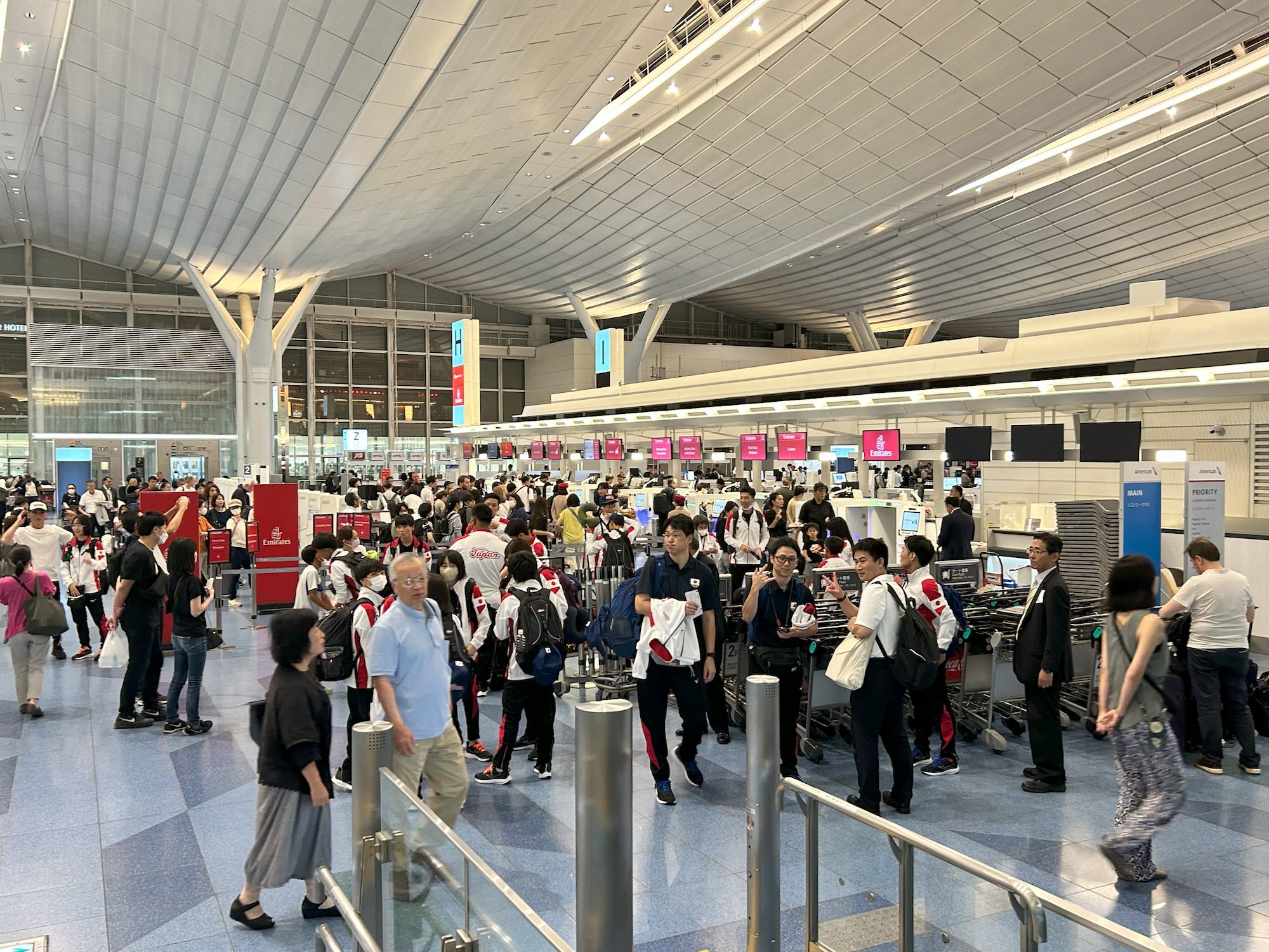 羽田空港に集合