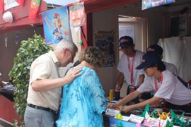 折り紙実演の様子