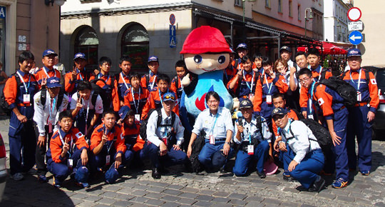 開会式会場に到着した日本チーム