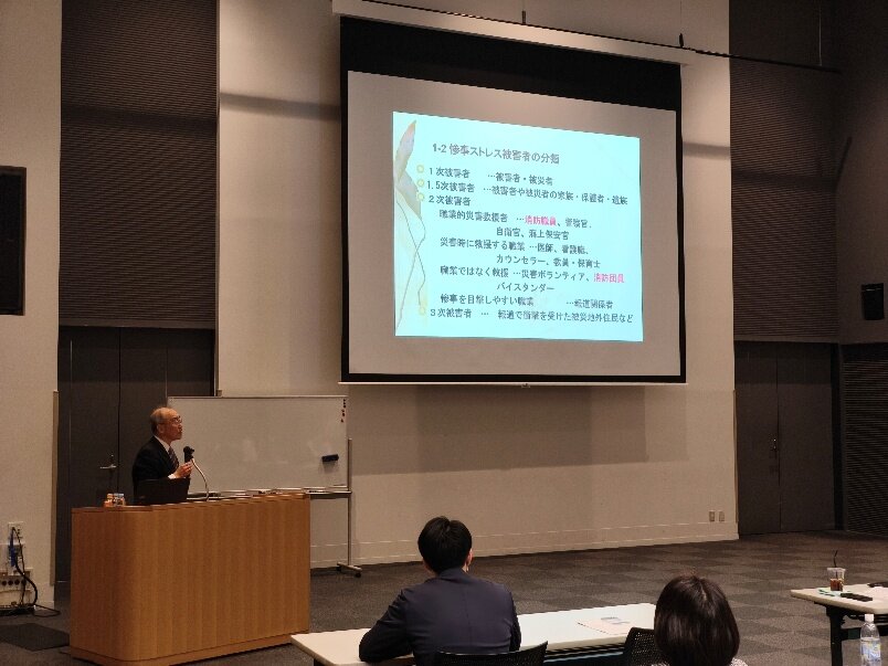 【松井講師講演の様子】